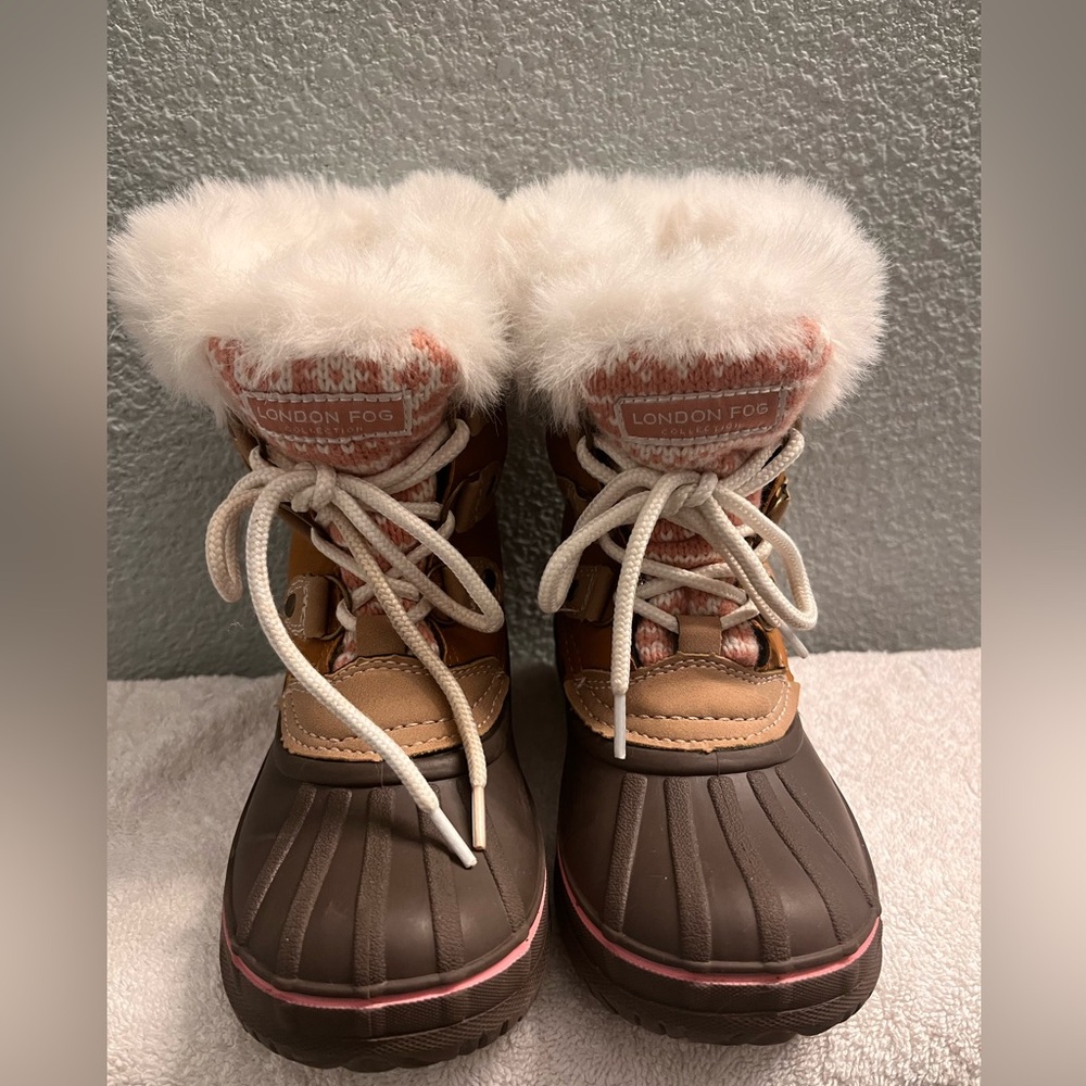 LONDON FOG LIKE NEW Brown and White Fur-Lined Winter Boots - Picture 2 of 11
